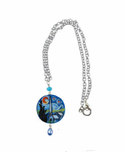 Collana in ceramica dipinta a mano – La notte stellata di Van Gogh